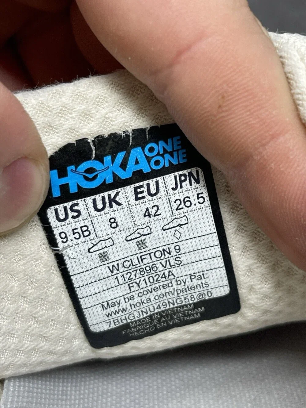 HOKA Clifton 9 Size 9.5 Womens Vanilla Astral Cushioned Road Running Shoes